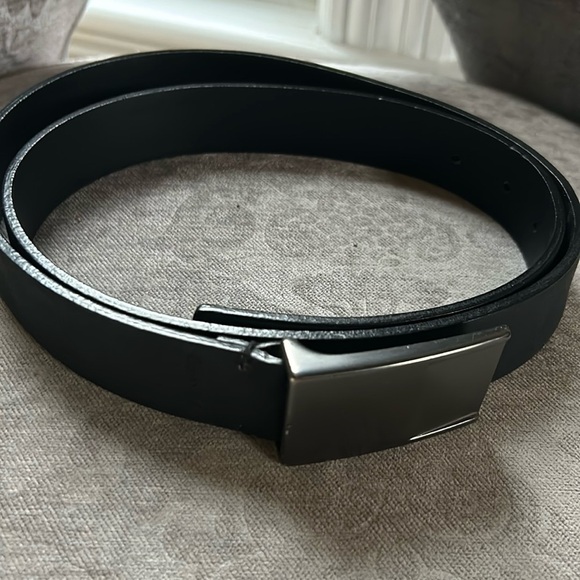 Calvin Klein Other - CK leather belt